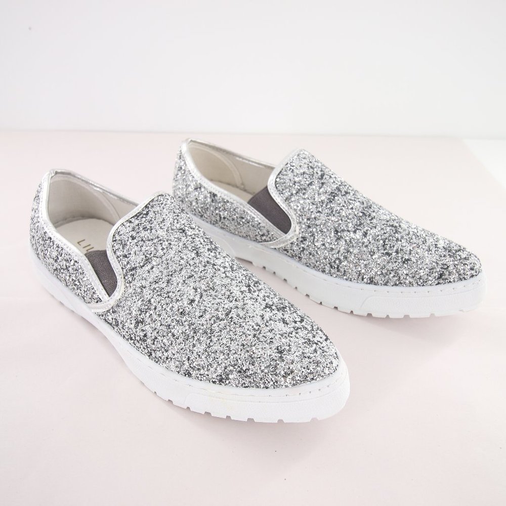 NWT Size 9 Silver Sparkly Glitter Slip On Casual Sneakers Pointed Toe Liana